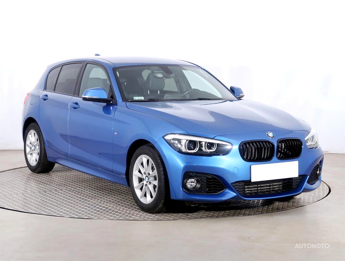 BMW 1, 2019 - celkový pohled