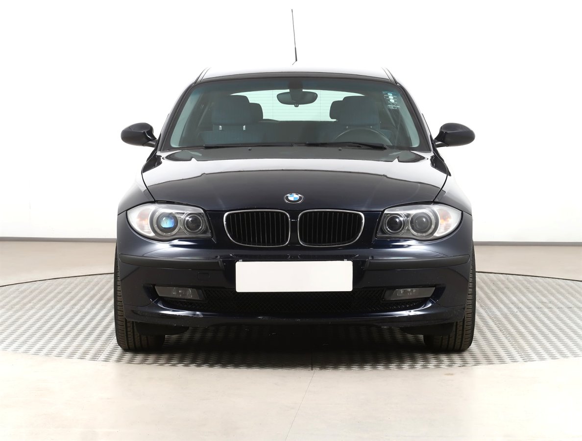 BMW 1, 2006 - pohled č. 2