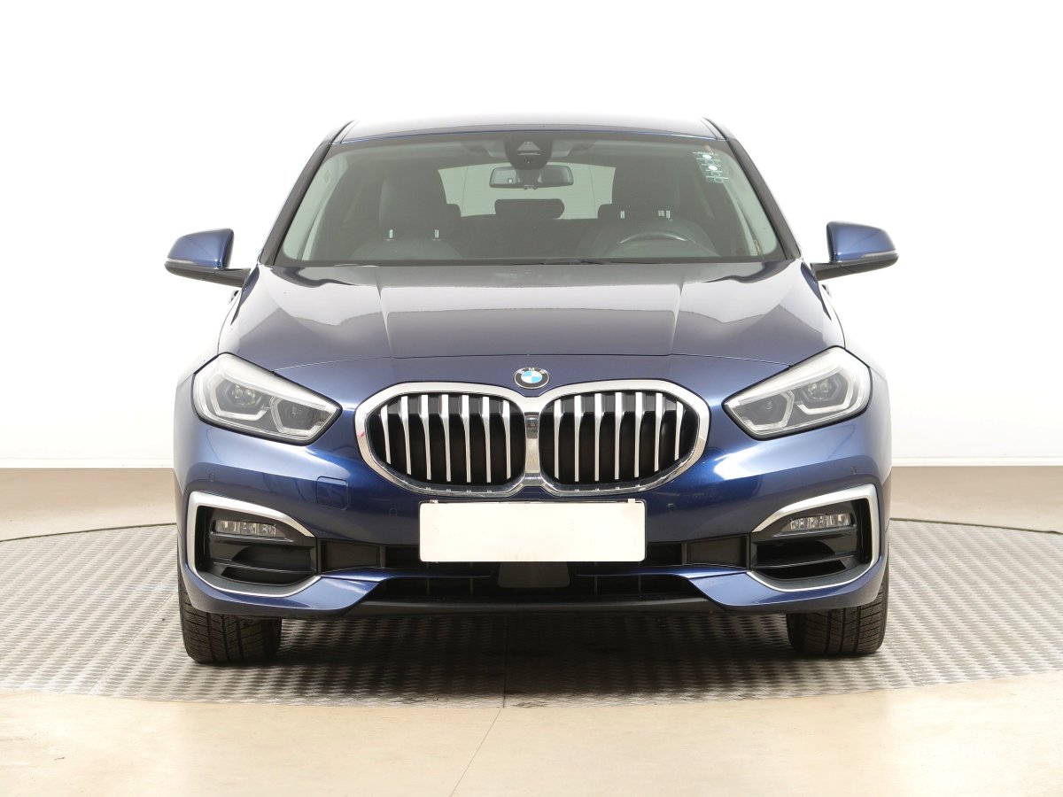 BMW 1, 2019 - pohled č. 2
