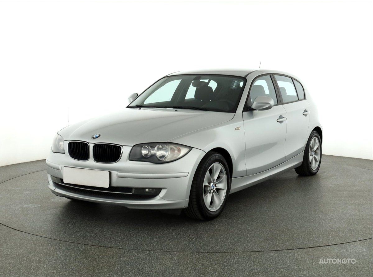 BMW 1, 2011 - pohled č. 3