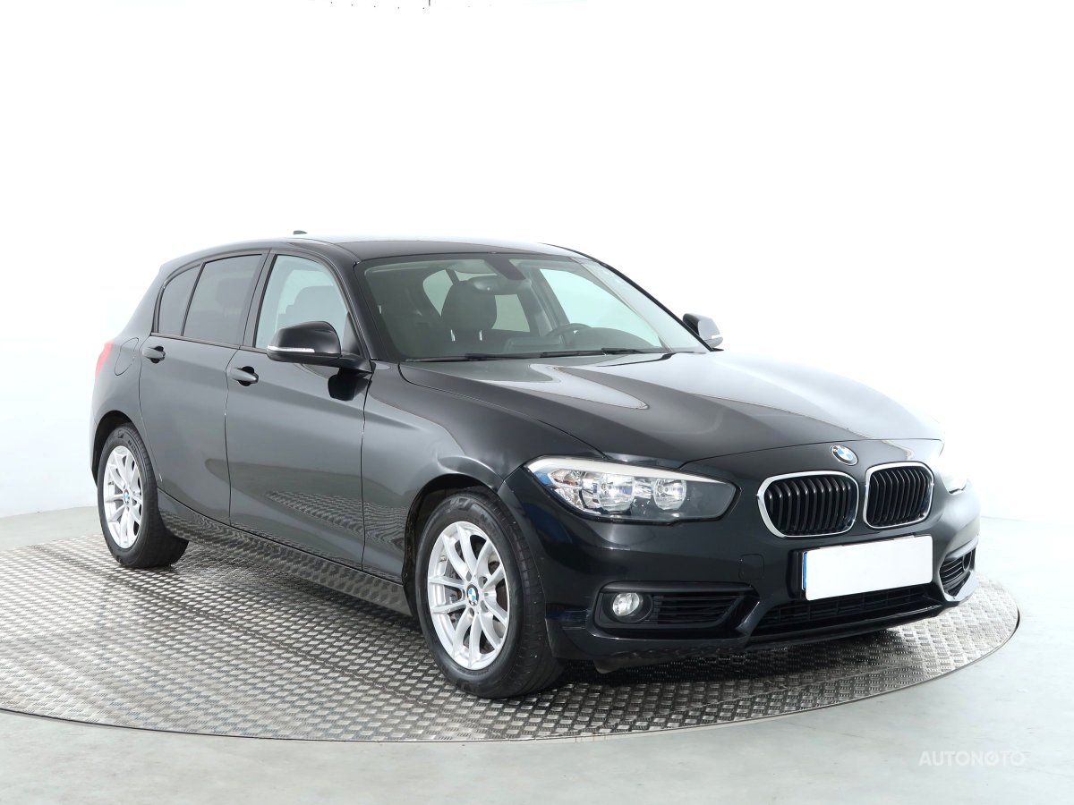 BMW 1, 2017 - celkový pohled