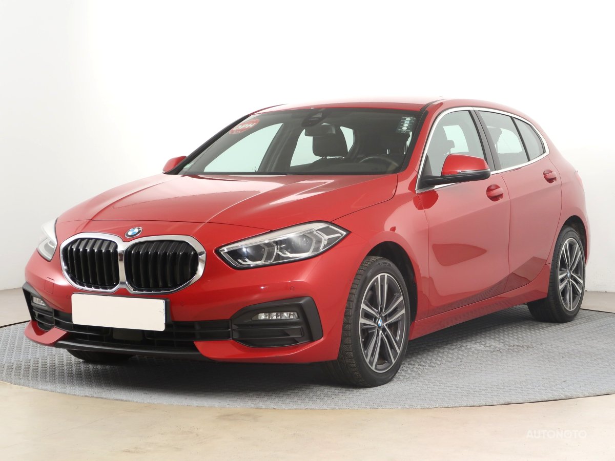 BMW 1, 2021 - pohled č. 3