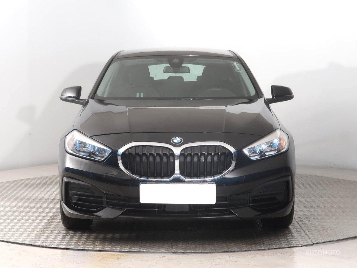 BMW 1, 2020 - pohled č. 2