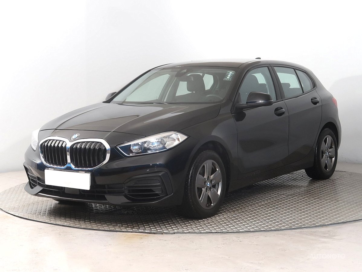 BMW 1, 2020 - pohled č. 3