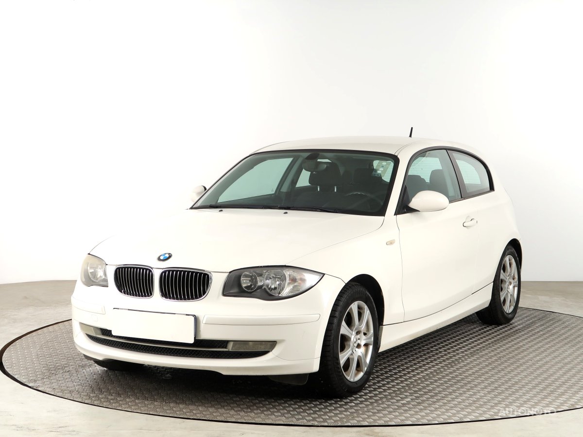 BMW 1, 2008 - pohled č. 3