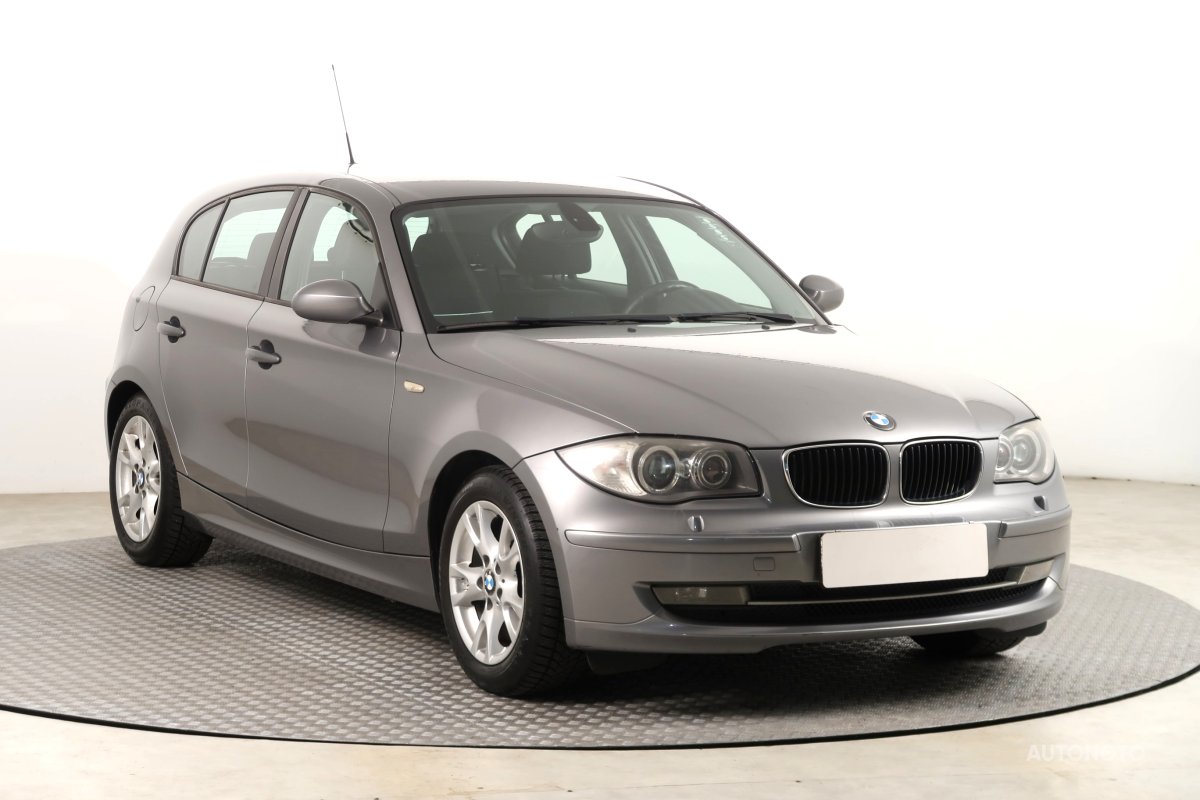 BMW 1, 2009 - celkový pohled