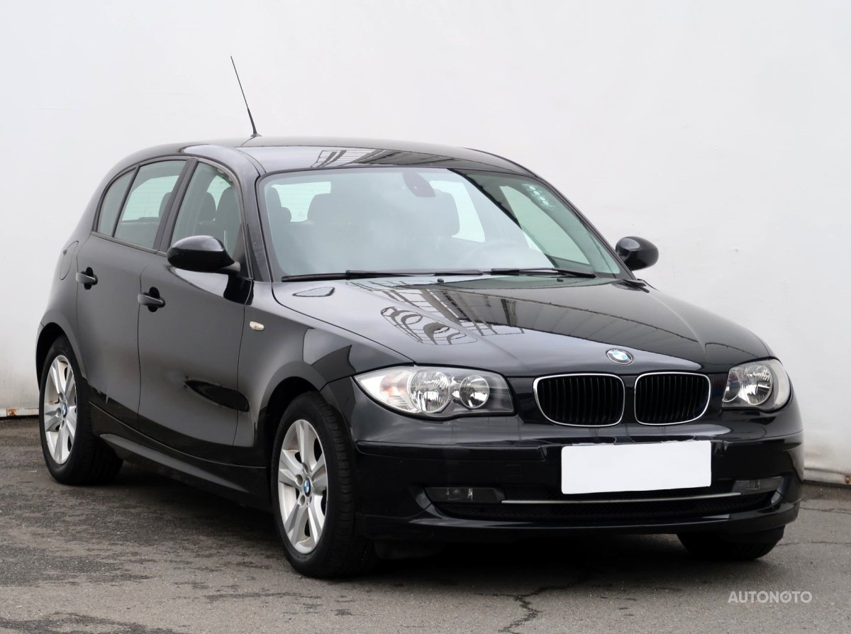 BMW 1, 2009 - celkový pohled