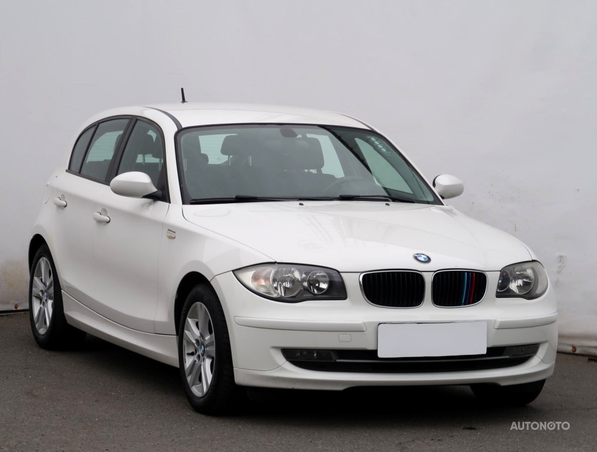 BMW 1, 2009 - celkový pohled