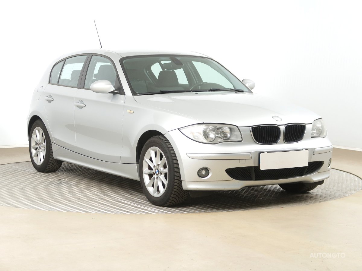 BMW 1, 2004 - celkový pohled