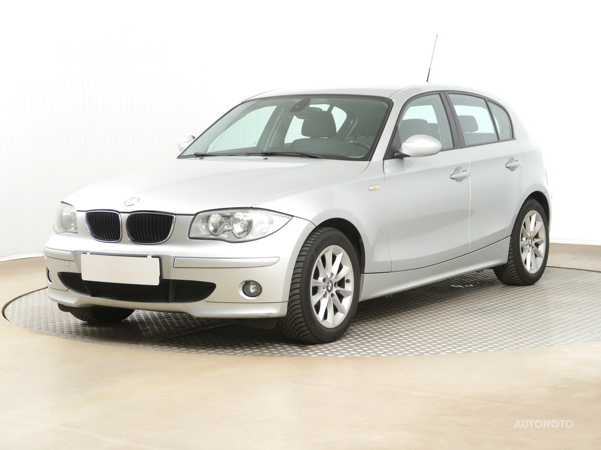 BMW 1, 2004 - pohled č. 3