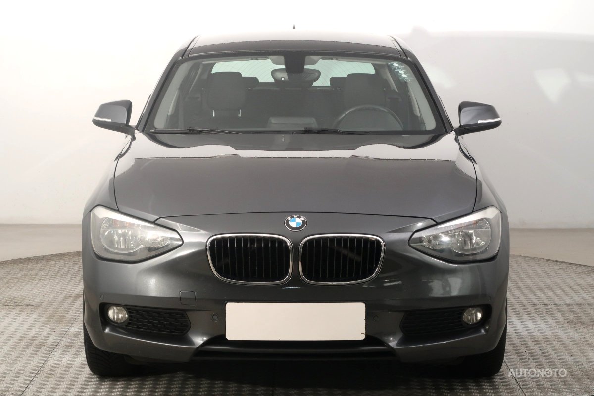 BMW 1, 2012 - pohled č. 2