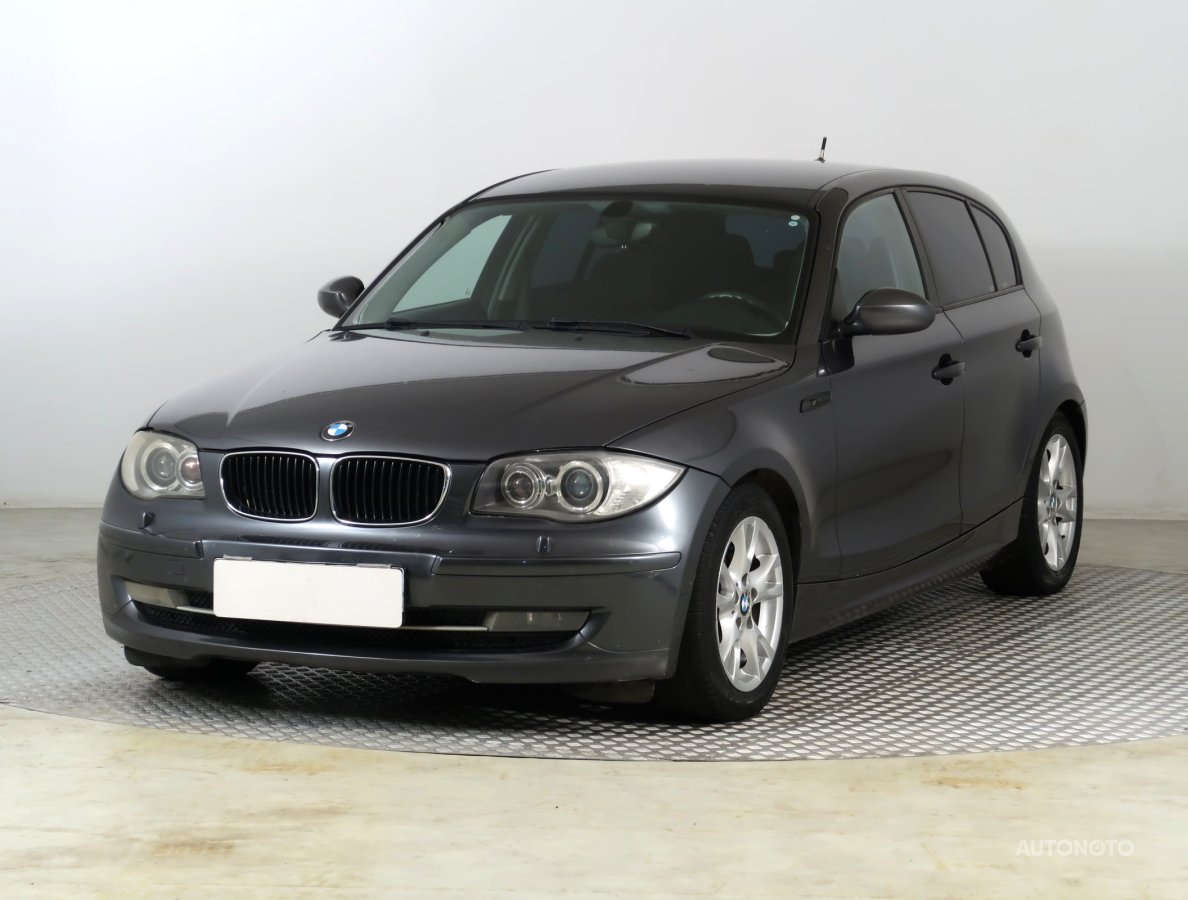 BMW 1, 2008 - pohled č. 3