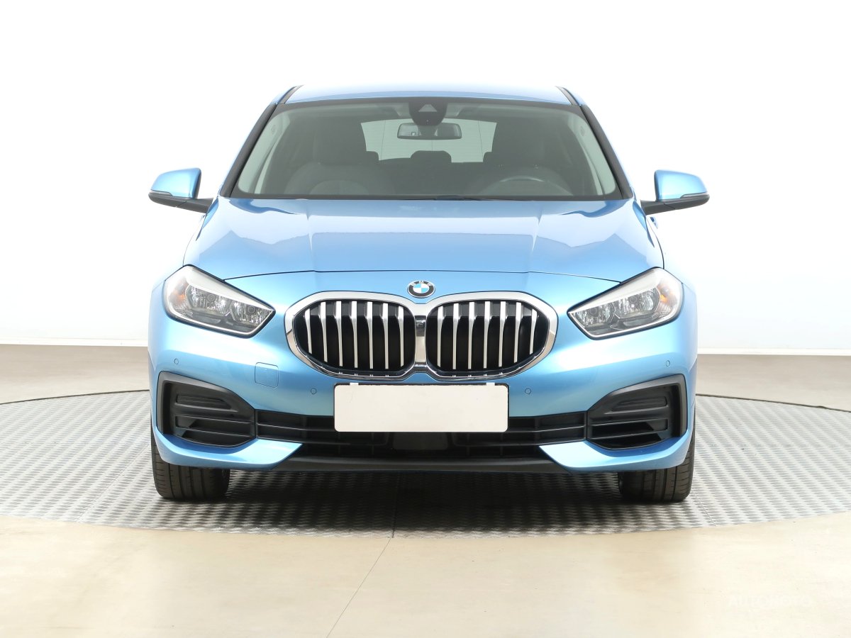BMW 1, 2020 - pohled č. 2