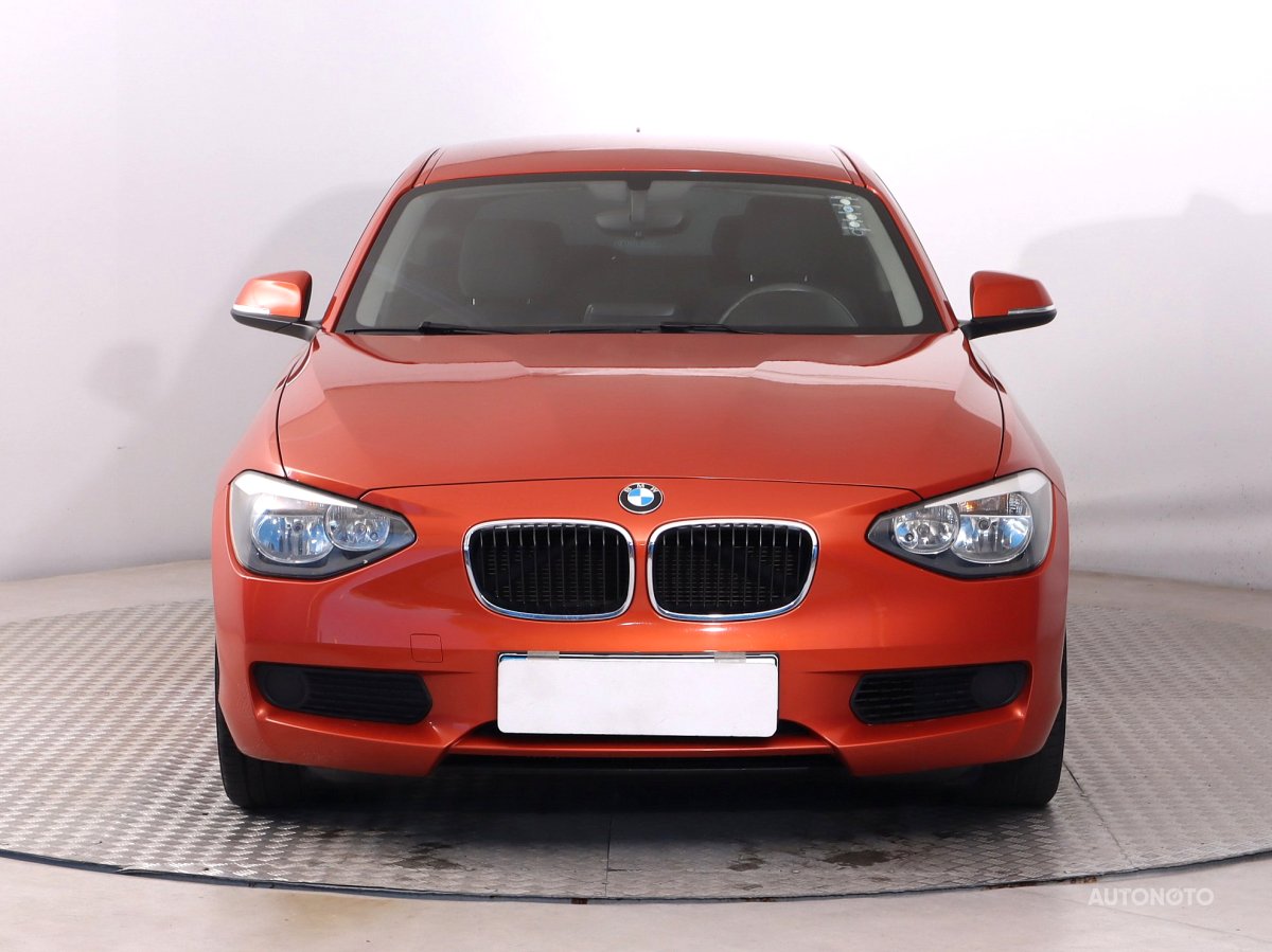 BMW 1, 2013 - pohled č. 2