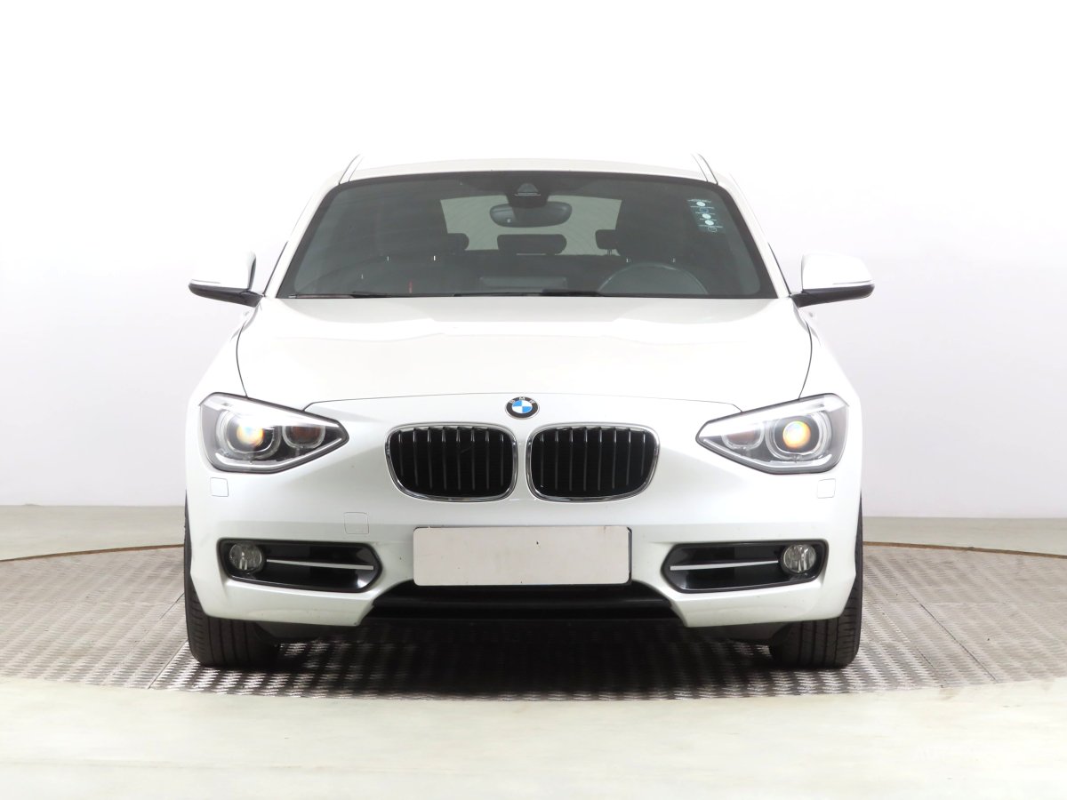 BMW 1, 2013 - pohled č. 2