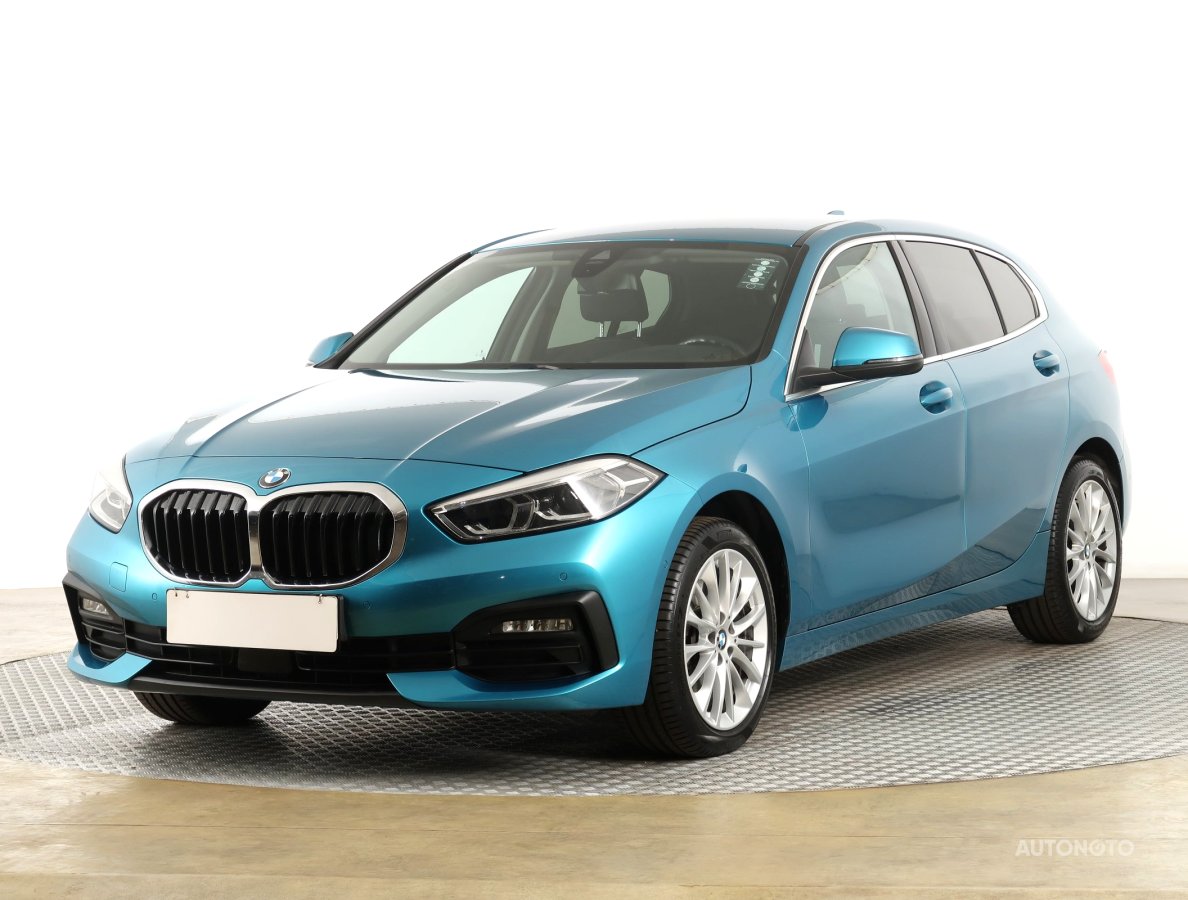 BMW 1, 2022 - pohled č. 3