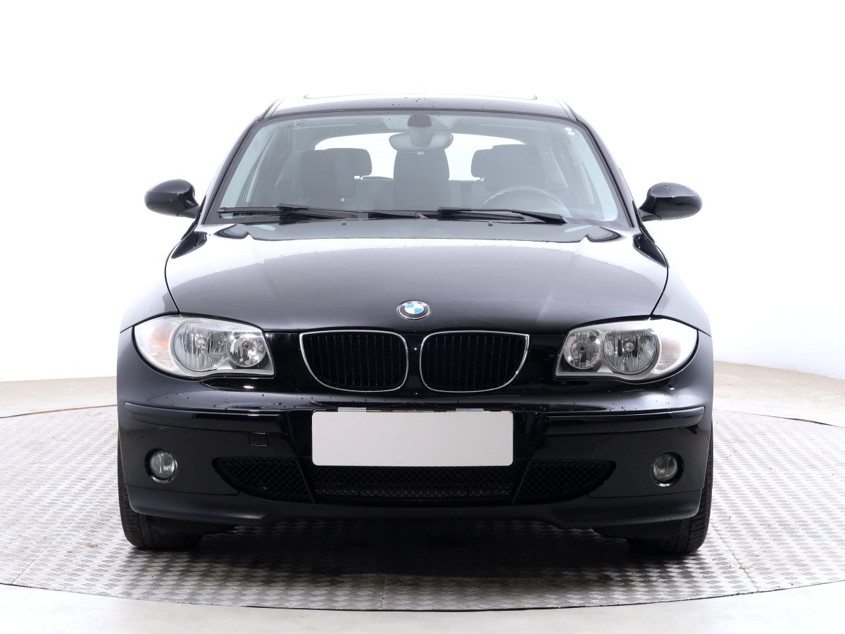 BMW 1, 2005 - pohled č. 2