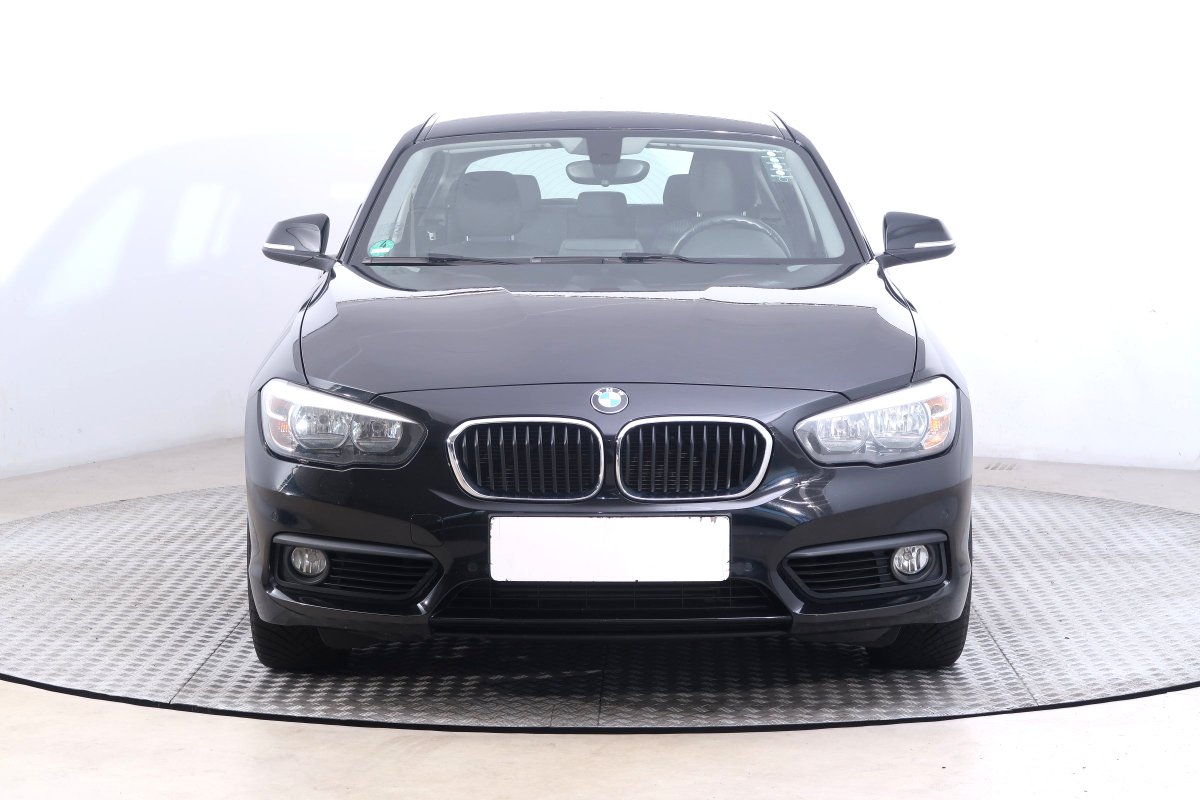 BMW 1, 2016 - pohled č. 2