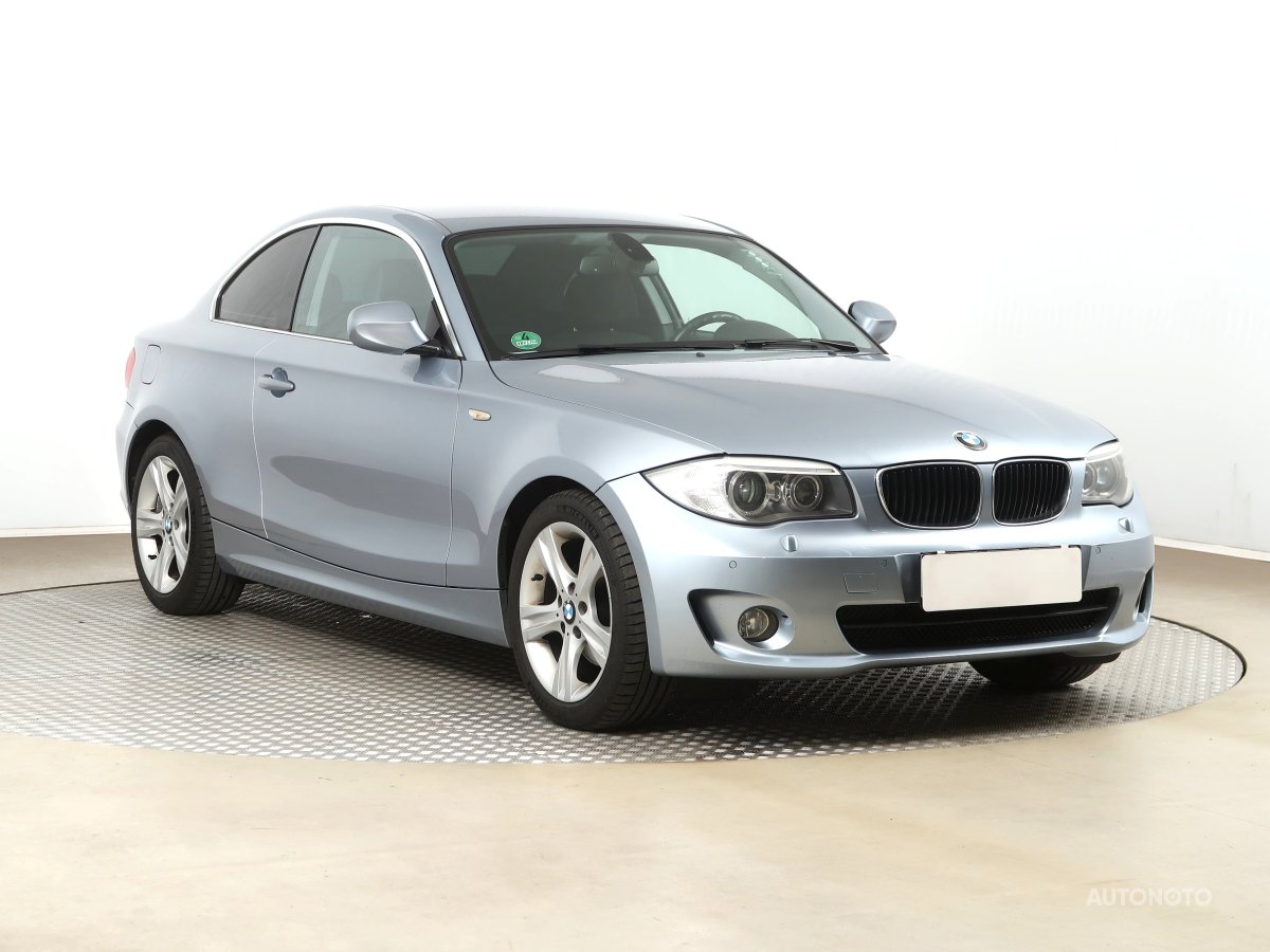 BMW 1, 2011 - celkový pohled