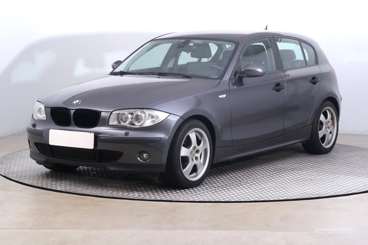 BMW 1, 2006 - pohled č. 3