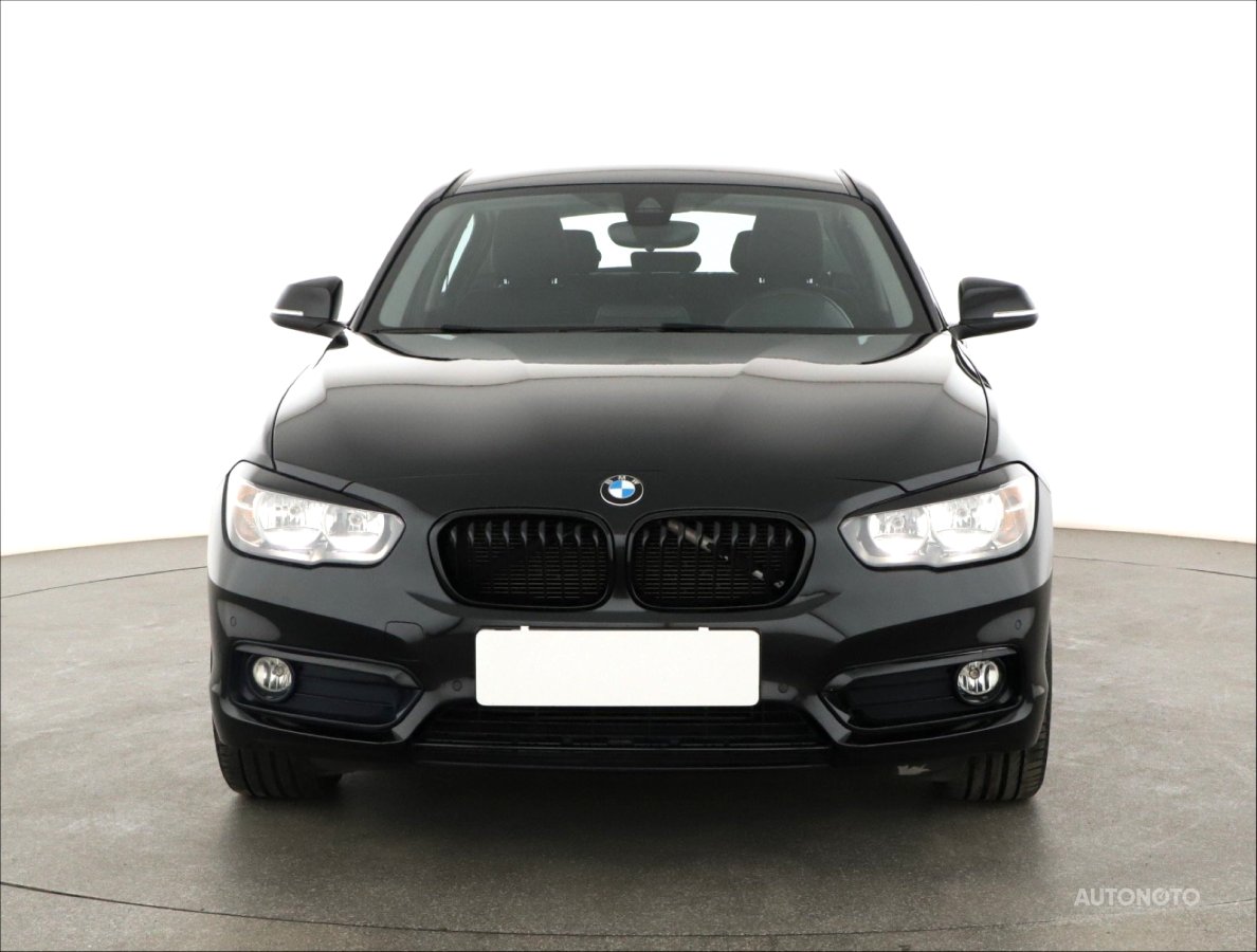BMW 1, 2016 - pohled č. 2