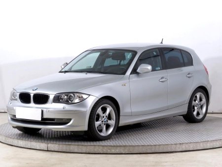 BMW 1, 2010 - pohled č. 3