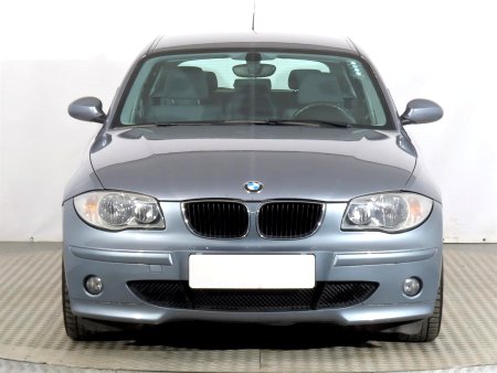 BMW 1, 2009 - pohled č. 2