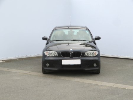 BMW 1, 2006 - pohled č. 2
