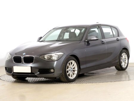 BMW 1, 2012 - pohled č. 3