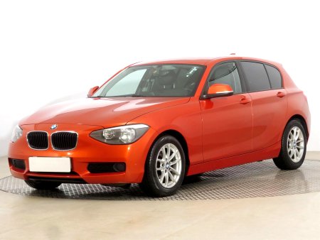 BMW 1, 2014 - pohled č. 3