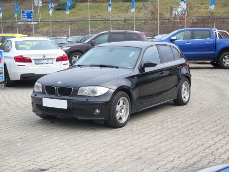BMW 1, 2006 - pohled č. 3