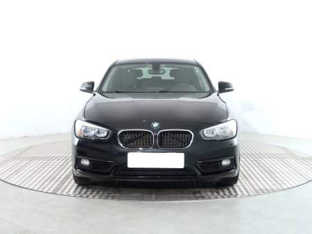 BMW 1, 2017 - pohled č. 2