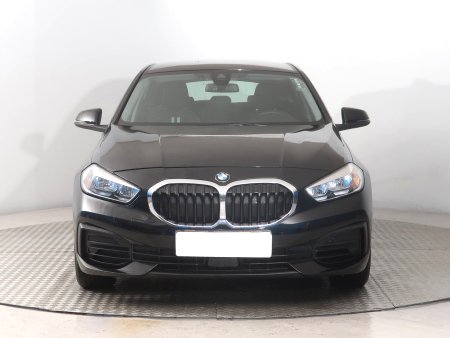 BMW 1, 2020 - pohled č. 2
