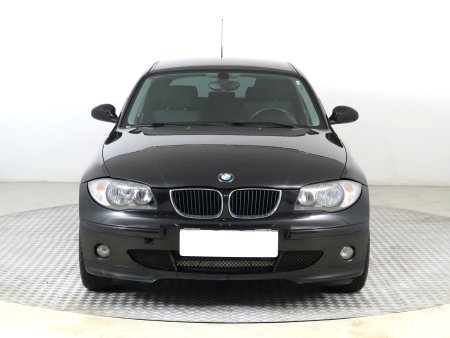 BMW 1, 2005 - pohled č. 2