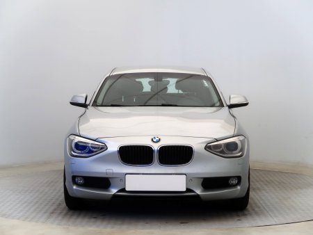 BMW 1, 2011 - pohled č. 2