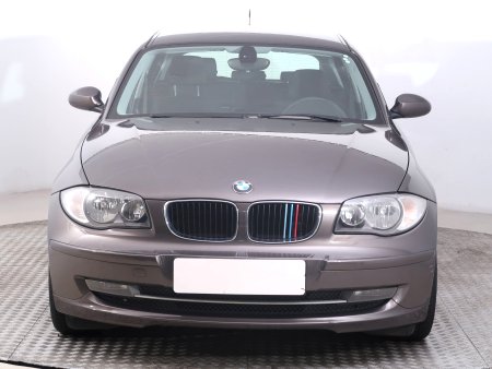 BMW 1, 2008 - pohled č. 2