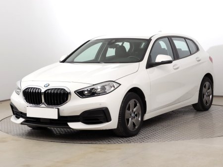 BMW 1, 2020 - pohled č. 3