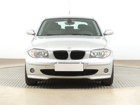 BMW 1, 2004 - pohled č. 2