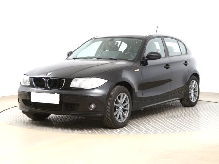 BMW 1, 2005 - pohled č. 3