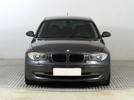 BMW 1, 2008 - pohled č. 2