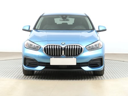 BMW 1, 2020 - pohled č. 2