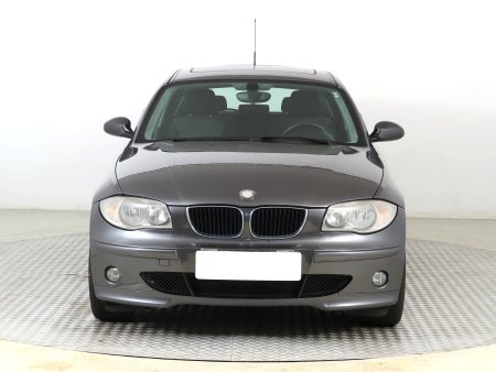 BMW 1, 2005 - pohled č. 2