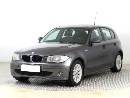 BMW 1, 2005 - pohled č. 3