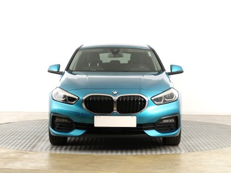 BMW 1, 2022 - pohled č. 2