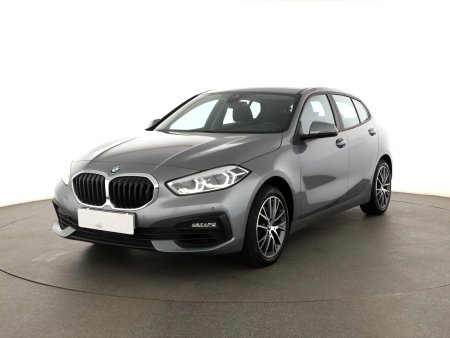 BMW 1, 2022 - pohled č. 3