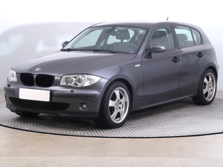 BMW 1, 2006 - pohled č. 3