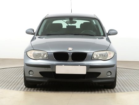 BMW 1, 2005 - pohled č. 2