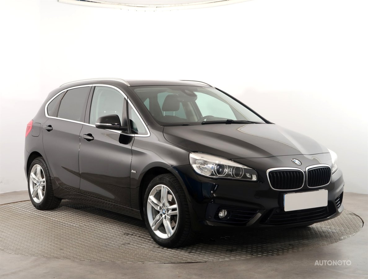 BMW 2 Active Tourer, 2018 - celkový pohled