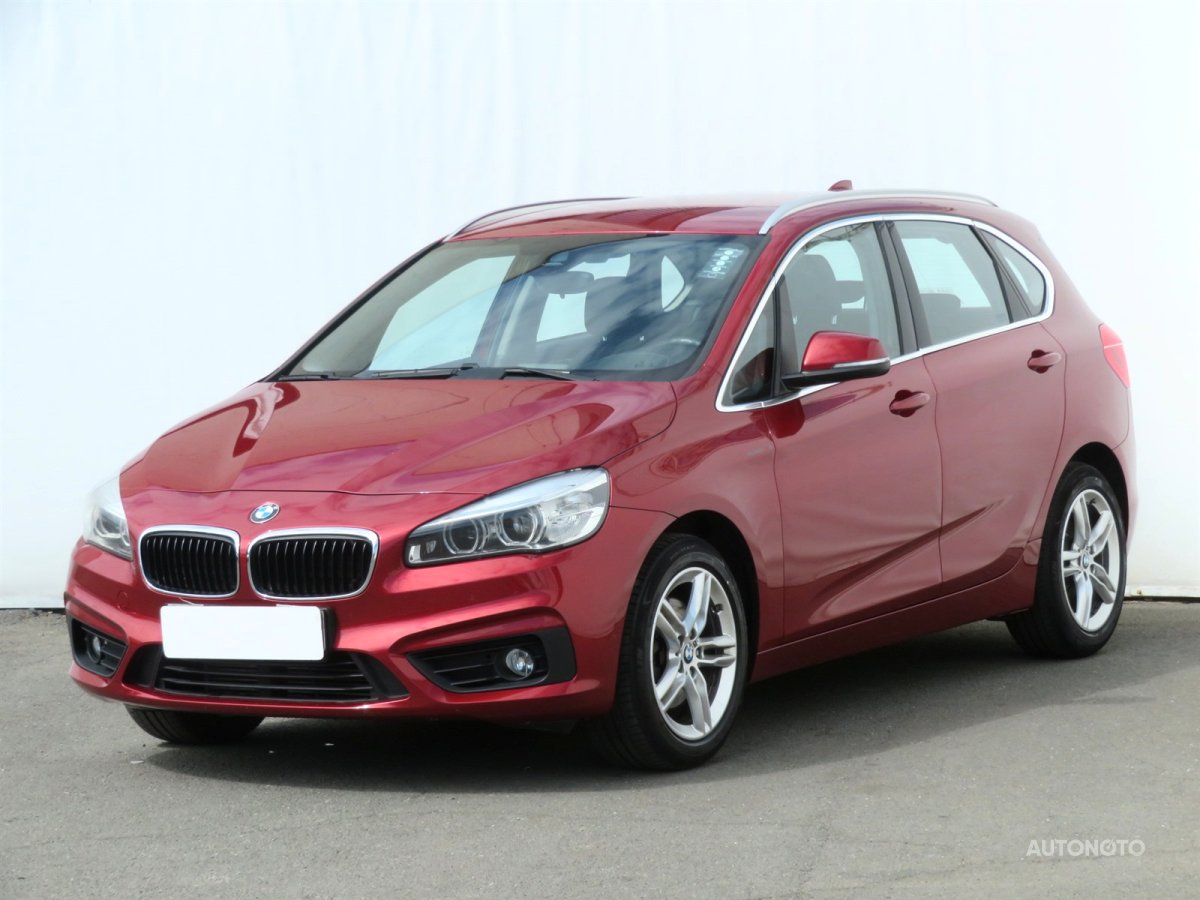 BMW 2 Active Tourer, 2015 - pohled č. 3