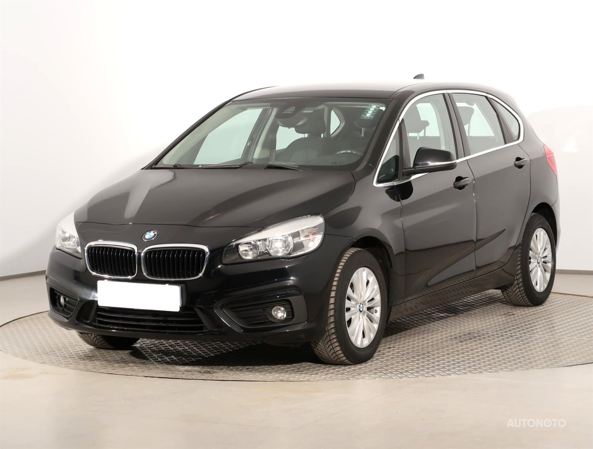 BMW 2 Active Tourer, 2015 - pohled č. 3